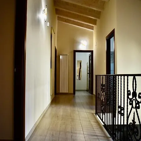 Dimora Normanna Bed & Breakfast *