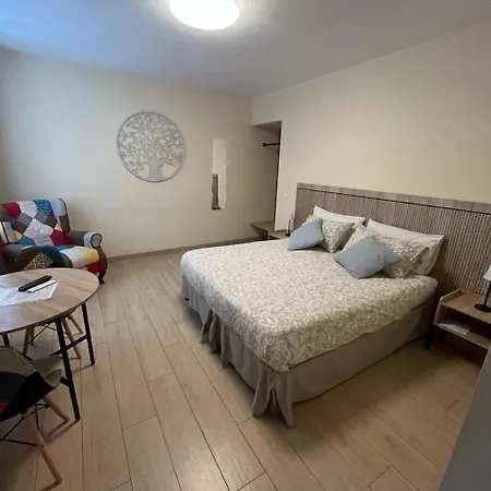 Dimora Normanna فندق مبيت وإفطار