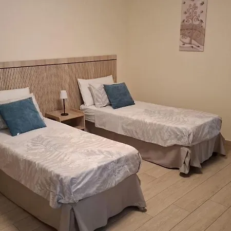 B&B Dimora Normanna 아베르사